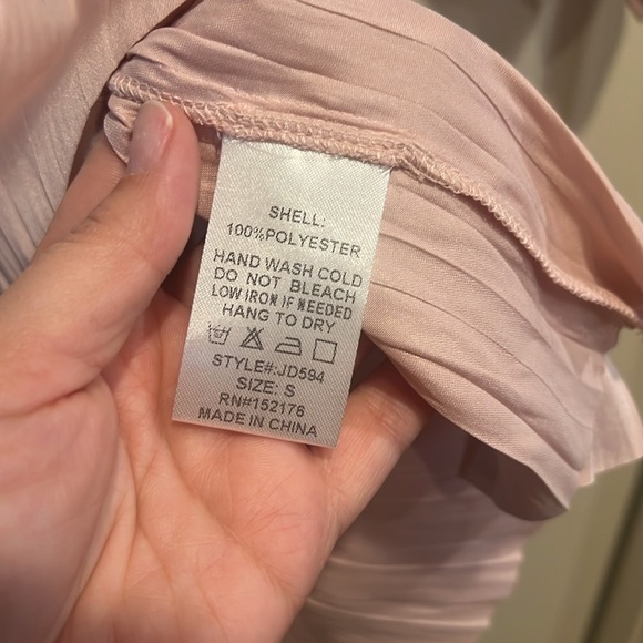 Lana Dress in Romantic Blush with Subtle Bubble Top and Smocking - Picture 9 of 10